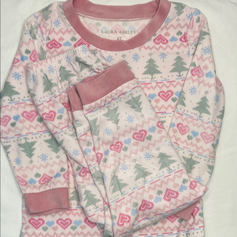 Laura Ashley Festive Pink and Green Pajama Set Size 4T EUC